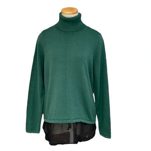 WE Sweater Green Turtleneck Black Size Small